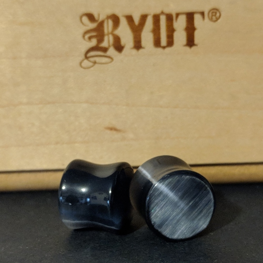 Plugs size 9/16